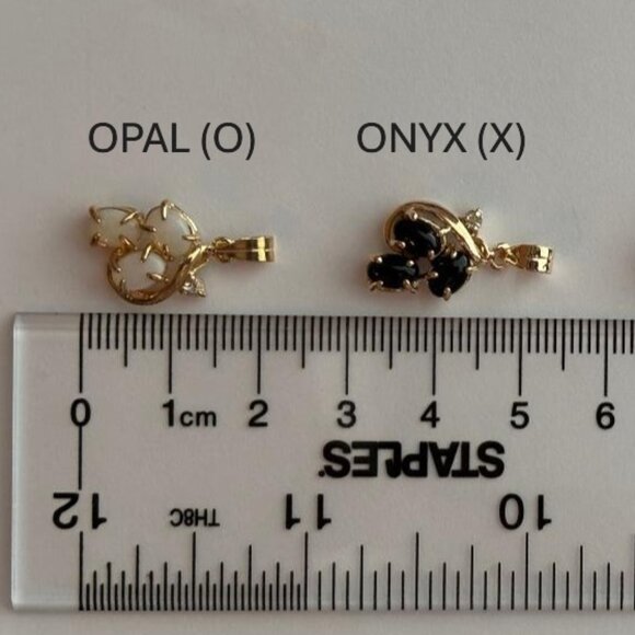 Vintage OPAL Pendant Necklace, Dolphin Ore 18K Gold Electroplate - Picture 6 of 6